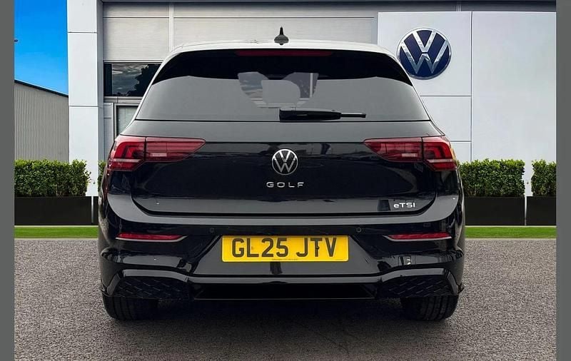 Used VW Golf VIII R-line 150 HP (110 kW) 2025 Black Hatchback