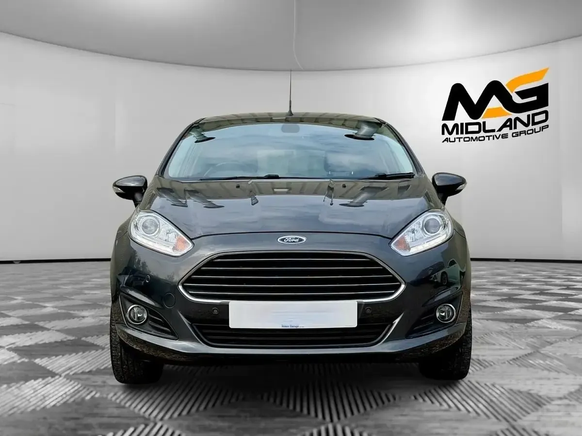 Used Ford Fiesta Titanium 2017 Grey Hatchback