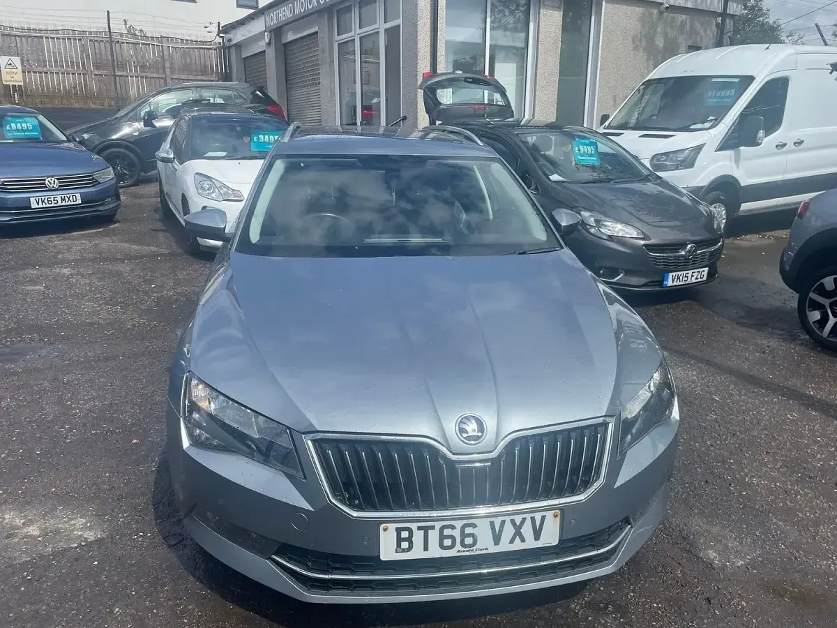 Used Skoda Superb SE Technology 150 HP (110 kW) 2016 Grey Estate