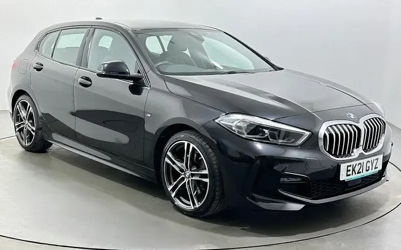 Używany BMW 118 M Sport 136 KM (100 kW) 2021 Hatchback