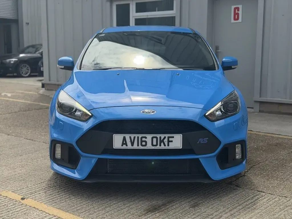 Used Ford Focus RS 350 HP (257 kW) 2016 Blue Hatchback