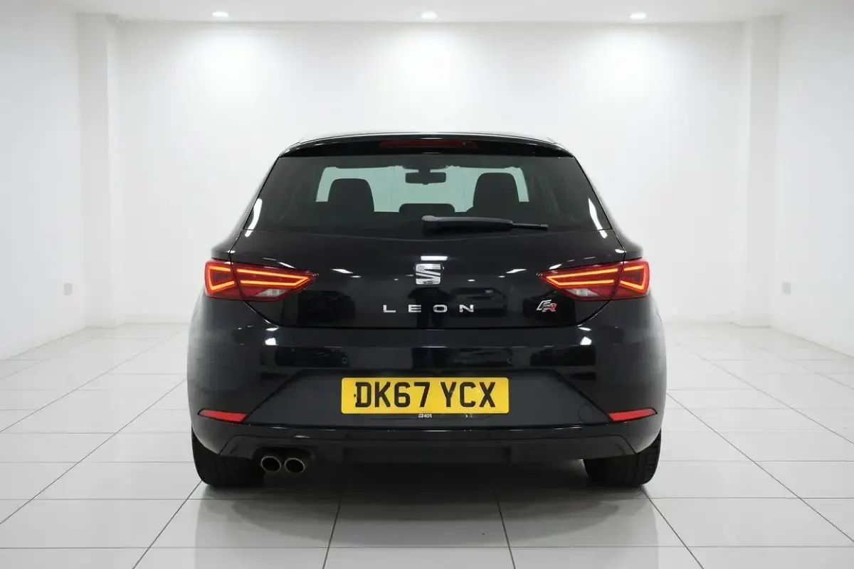 Used Seat Leon FR 125 HP (91 kW) 2017 Black Hatchback