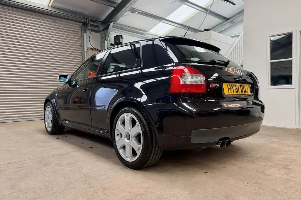 Used Audi A3 Design 225 HP (165 kW) 2002 Black Hatchback