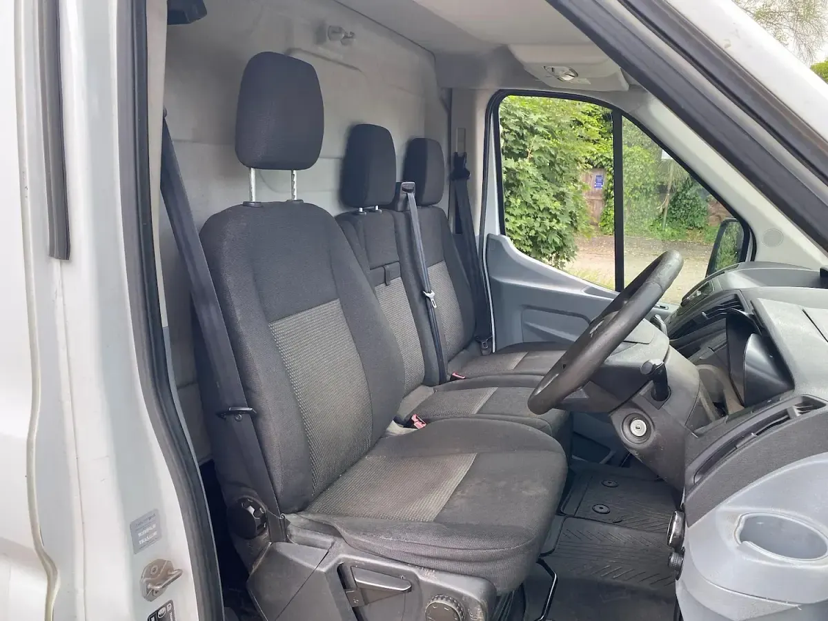Used Ford Transit 155 HP (114 kW) 2015 White Van