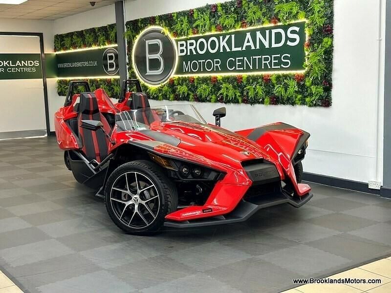 New Polaris Slingshot 2025 Red/black Cabriolet