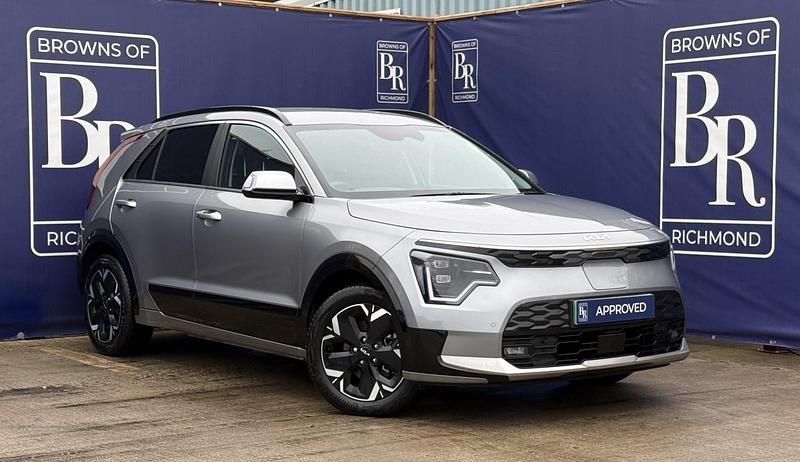 Grey Used 2023 Kia e-Niro SUV | £20,699 (Fair price) - Image 1/3