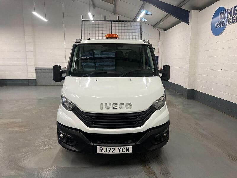 Begagnad Iveco Daily 2023 Vit Cab