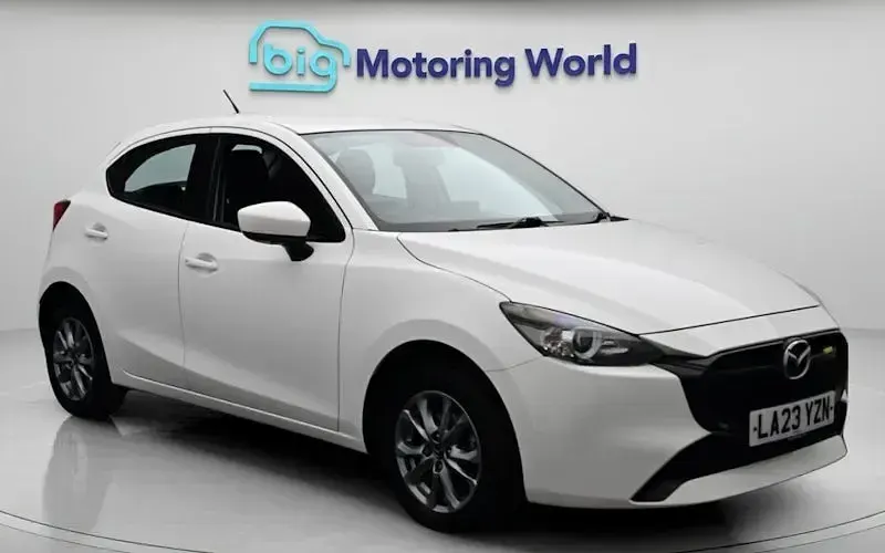 Used Mazda 2 Center-Line 75 HP (55 kW) 2023 Hatchback