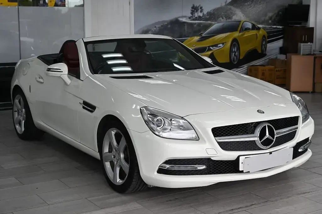 Used Mercedes SLK200 2013 White Cabriolet