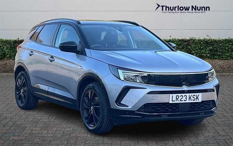 Used Vauxhall Grandland X S 131 HP (96 kW) 2023 Quartz grey SUV