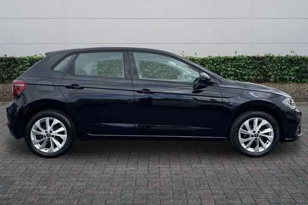 Used VW Polo Style 95 HP (69 kW) 2022 Black Hatchback