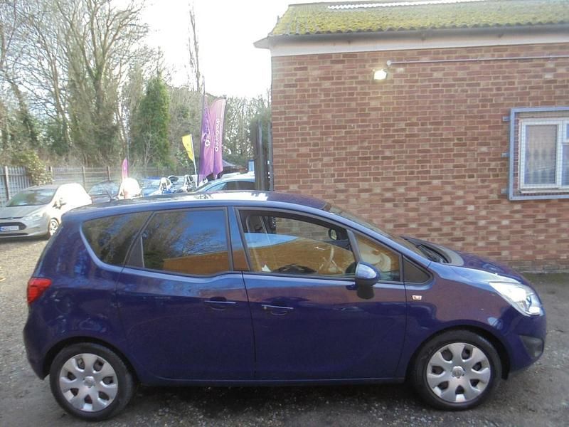 Used Vauxhall Meriva 2012 Blue MPV