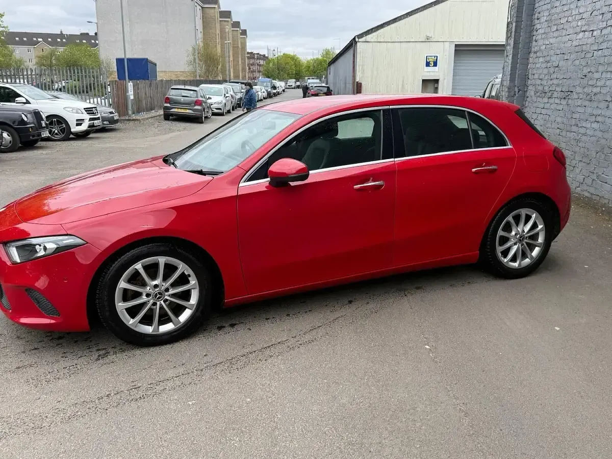 Used Mercedes A180 Executive 116 HP (85 kW) 2019 Red Hatchback