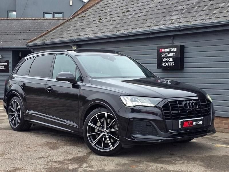 Black Used 2020 Audi Q7 Black Edition SUV | £32,989 (A bit pricey) - Image 1/4