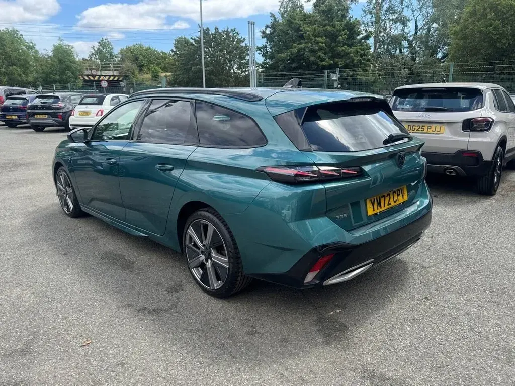 Used Peugeot 308 GTi 130 HP (95 kW) 2023 Blue Estate