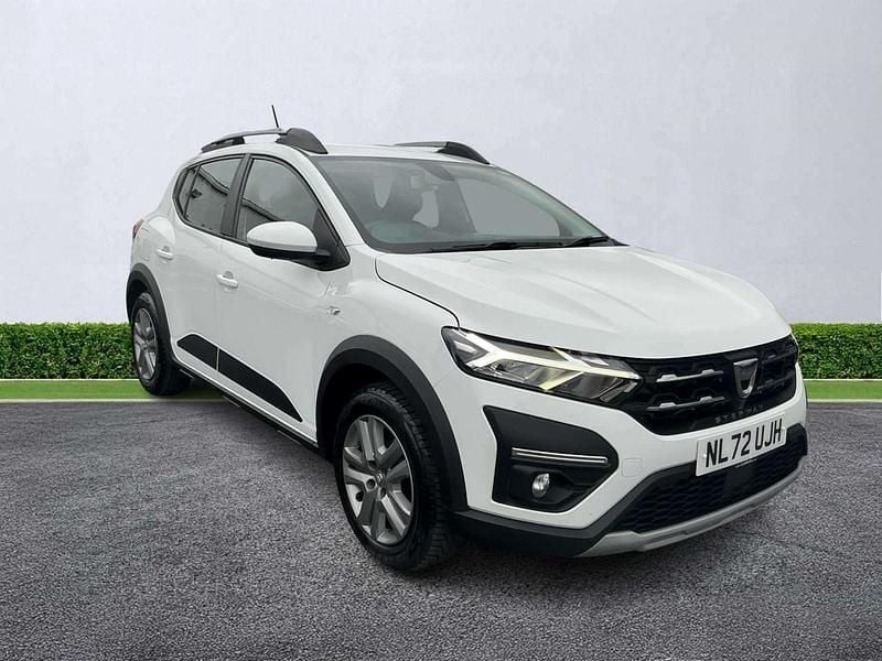 White Used 2022 Dacia Sandero Comfort Hatchback | £9,799 (Fair price) - Image 1/3