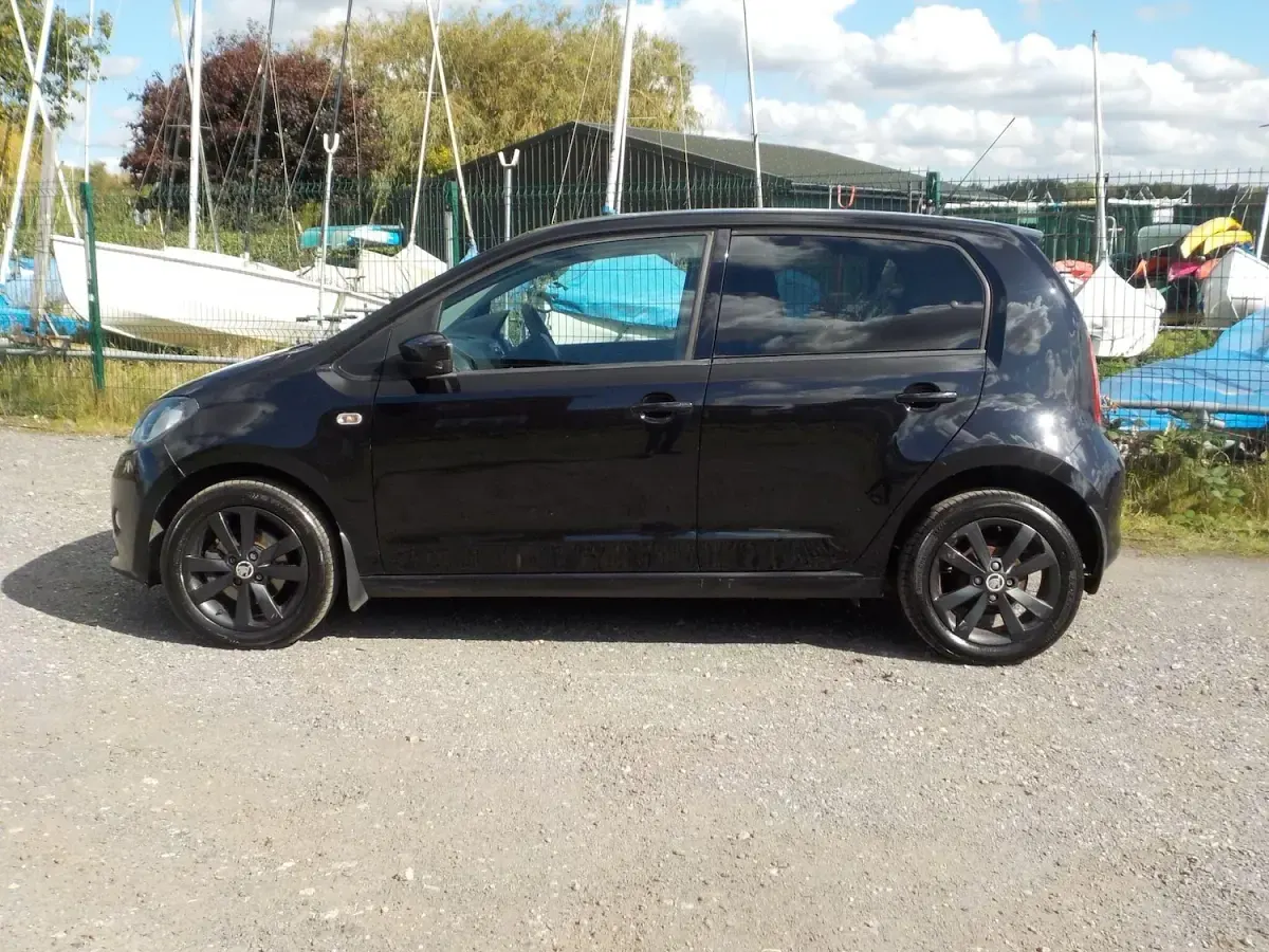 Used Skoda Citigo 75 HP (55 kW) 2014 Black Hatchback
