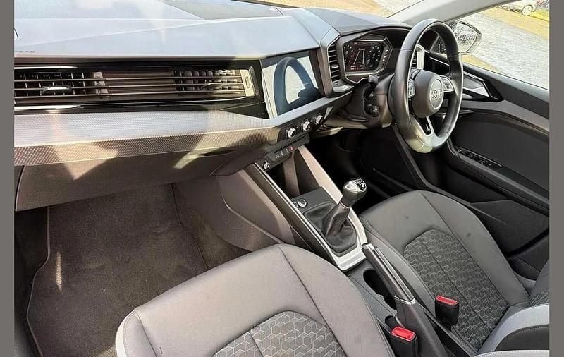 Used Audi A1 Sport 108 HP (79 kW) 2022 Grey SUV