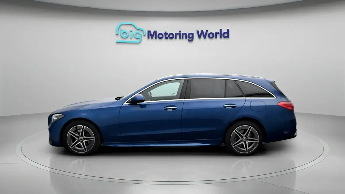 Used Mercedes C300 AMG line 308 HP (226 kW) 2022
