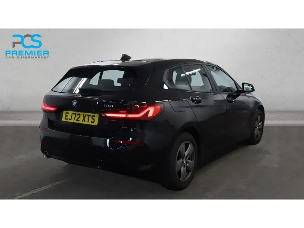 Used BMW 118 Comfort Edition 2022 Jet black Hatchback