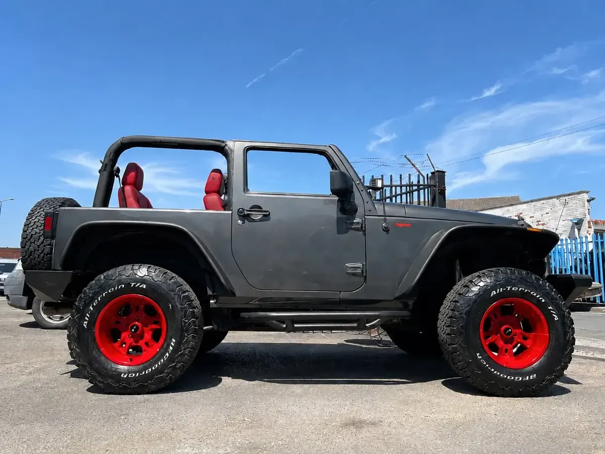 Used Jeep Wrangler Rubicon 290 HP (213 kW) 2026 Grey SUV
