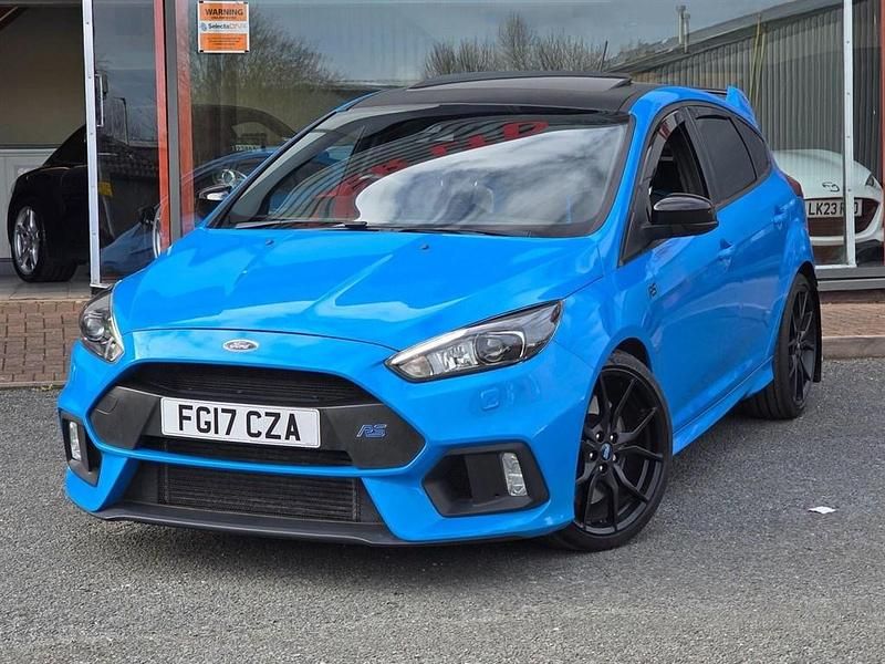 Used Ford Focus RS 350 HP (257 kW) 2017 Blue Hatchback