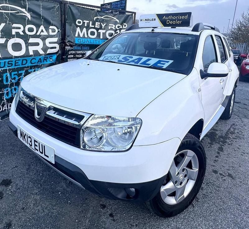 Used Dacia Duster Lauréate 2013 White SUV