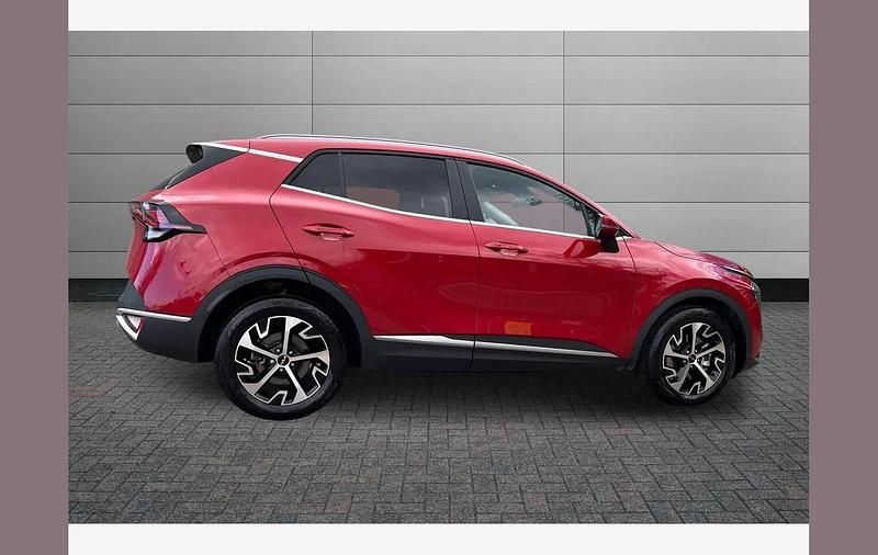Used Kia Sportage 206 HP (151 kW) 2024 Red SUV