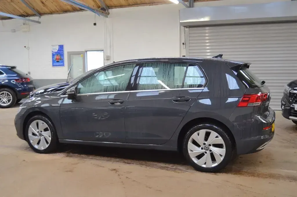 Used VW Golf VII Style 130 HP (95 kW) 2020 Grey Hatchback