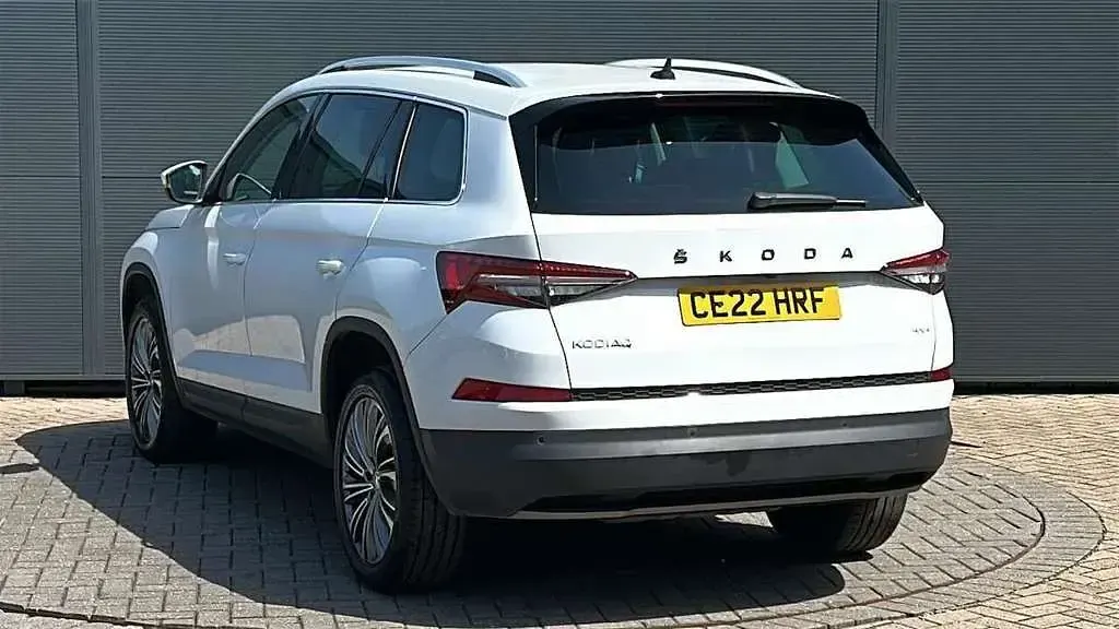 Used Skoda Kodiaq SE L Executive 187 HP (137 kW) 2022 White SUV