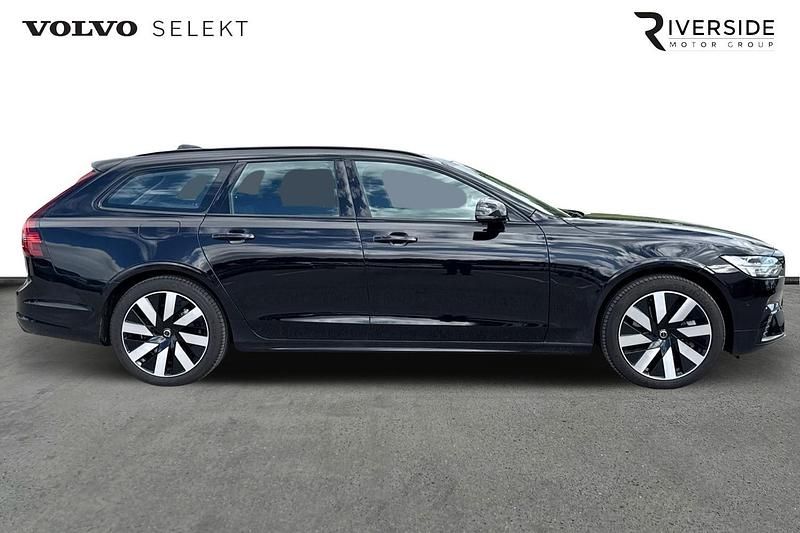 Used Volvo V90 Plus 345 HP (253 kW) 2025 Black Estate