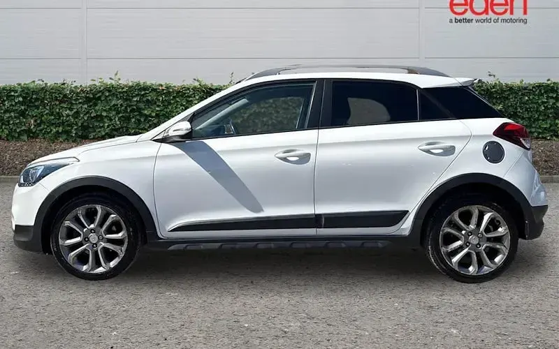 Used Hyundai i20 Active 101 HP (74 kW) 2018 Hatchback