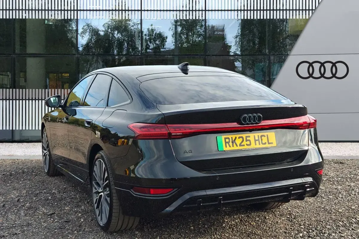 Used Audi A6 e-tron Performance 280 kW (381 HP) 2025 Black Hatchback
