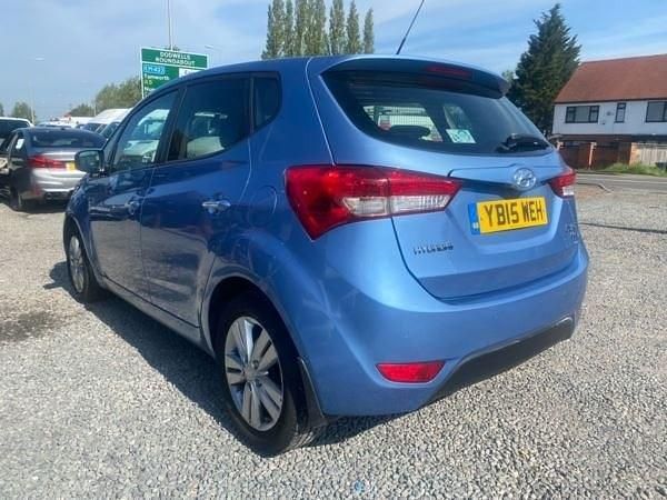 Usado Hyundai ix20 Active 2015 Azul Utilitario
