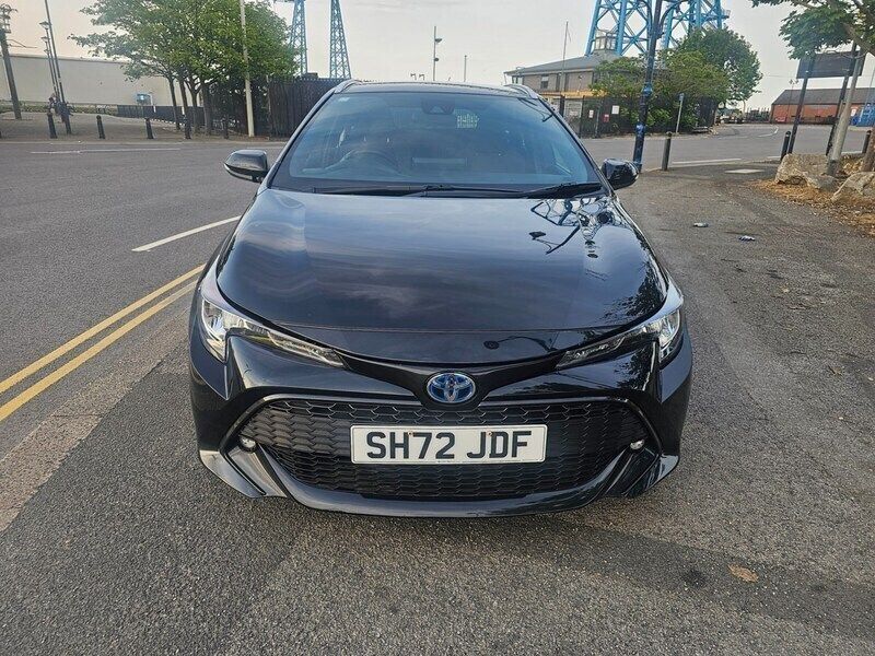 Black Used 2022 Toyota Corolla Estate | £8,495 (Fair price) - Image 1/4