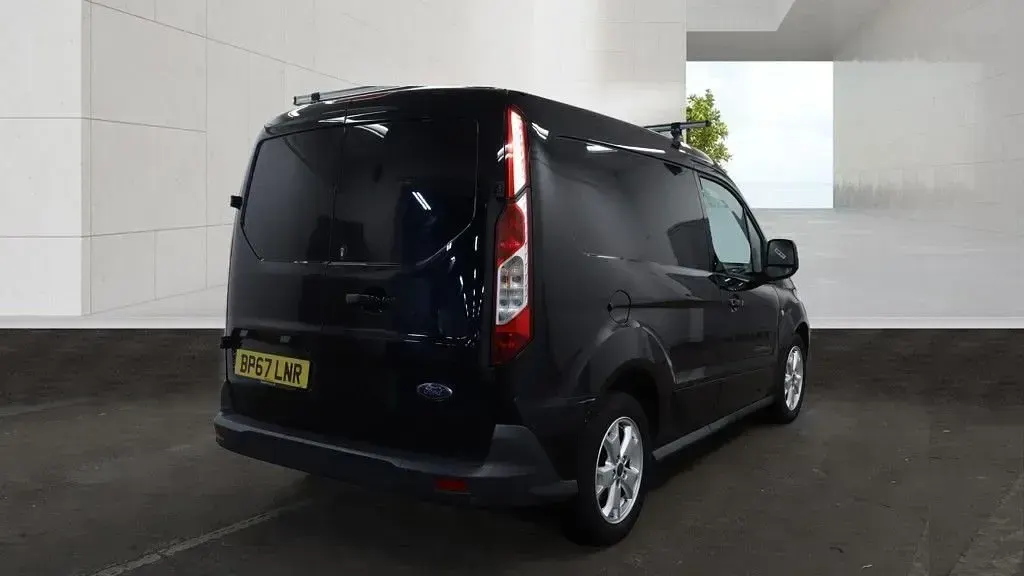 Used Ford Transit Connect Limited 120 HP (88 kW) 2017 Black MPV