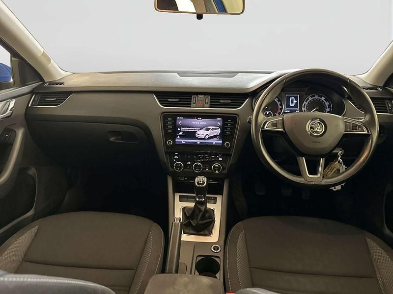 Used Skoda Octavia SE Drive 115 HP (84 kW) 2020 Blue Estate