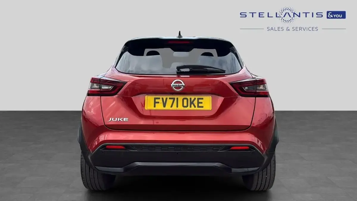 Used Nissan Juke S 112 HP (82 kW) 2021 Red SUV