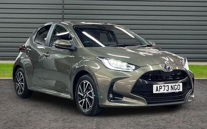 Used Toyota Yaris Hybrid Design 116 HP (85 kW) 2026 Hatchback