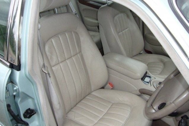 Used Jaguar XJ 290 HP (213 kW) 2000 Sedan