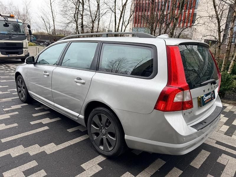 Used Volvo V70 SE 2007 Silver Estate