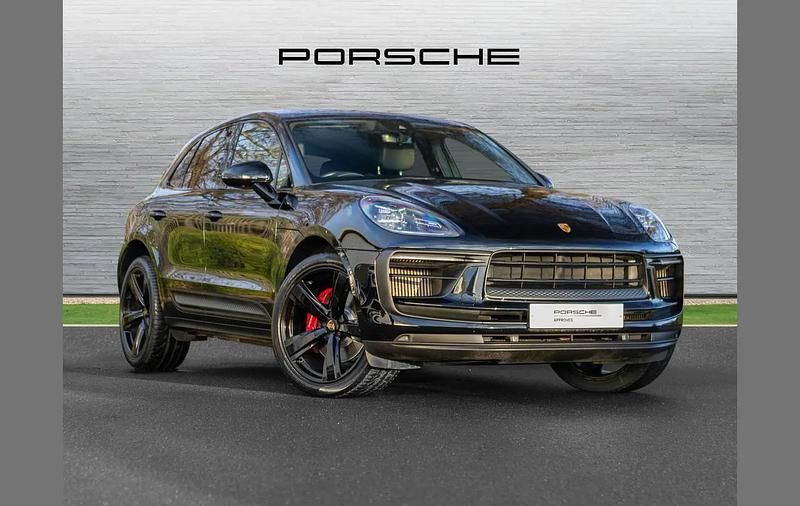 Black Used 2022 Porsche Macan S SUV | £53,740 (Fair price) - Image 1/4