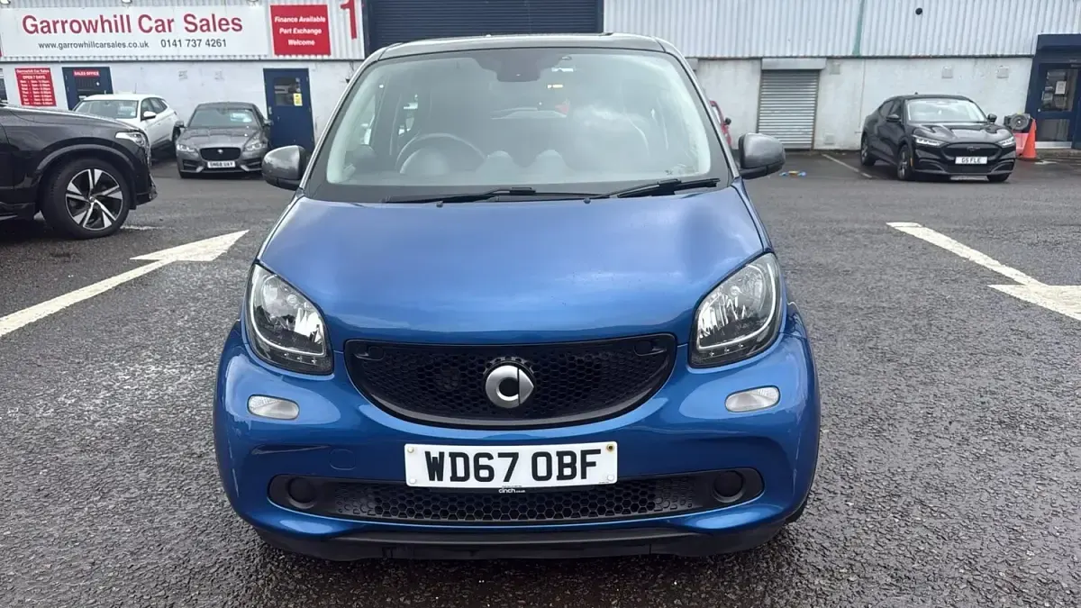 Used Smart ForFour Premium 90 HP (66 kW) 2018 Grey Hatchback