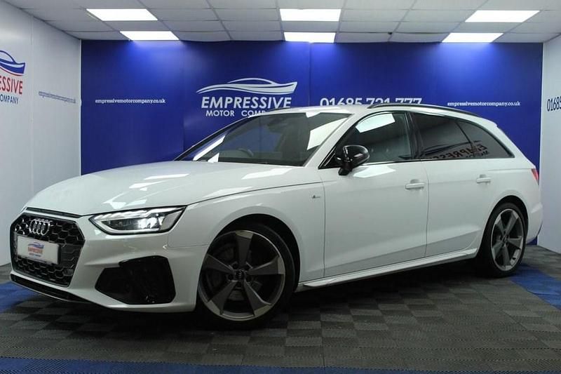 Used Audi A4 Black Edition 163 HP (119 kW) 2020 White Estate