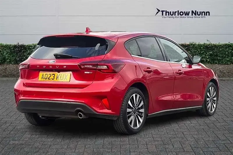 Usado Ford Focus Titanium X 155 CV (114 kW) 2023 Rojo Utilitario