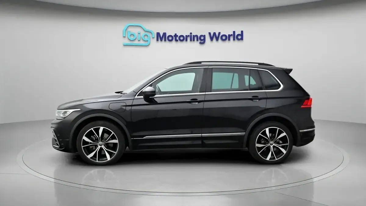 Used VW Tiguan R-line 2023 Black SUV