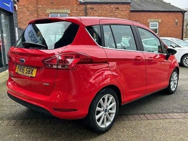 Used Ford B-MAX Titanium 100 HP (73 kW) 2016 Red MPV
