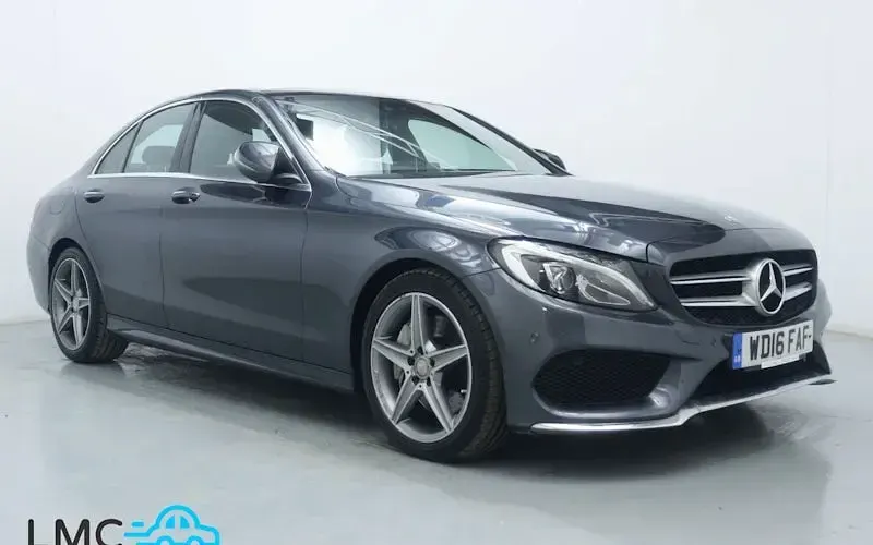 Usado Mercedes C250 AMG Line Premium Plus 204 HP (150 kW) 2016 Sedan