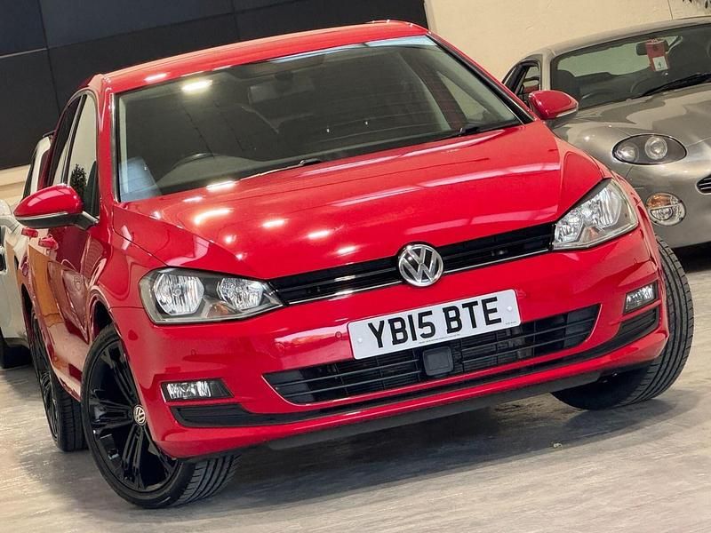 Red Used 2015 VW Golf VII Match Hatchback | £9,802 (Fair price) - Image 1/3