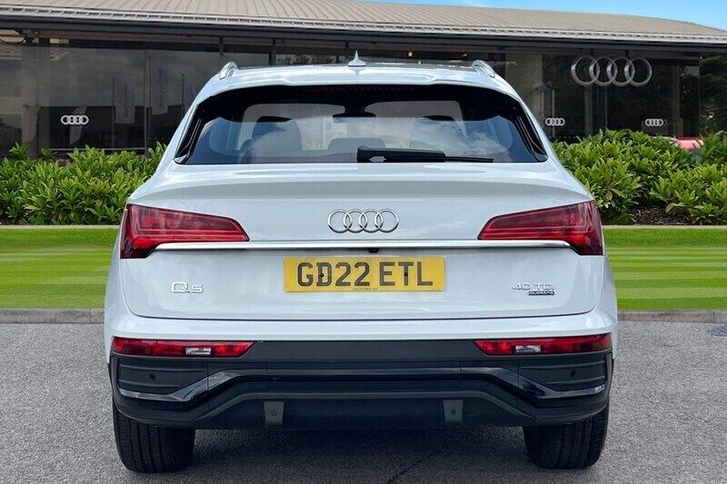 Used Audi Q5 Sport 204 HP (150 kW) 2022 White SUV